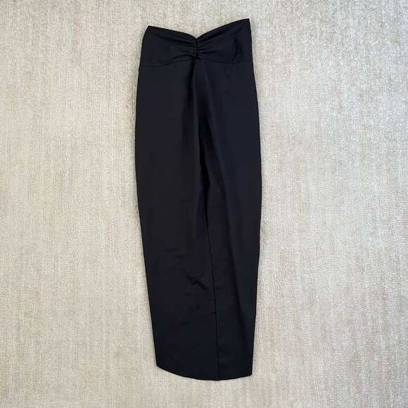 Skims Swim Sarong Cover Up Maxi Skirt in Onyx M Resort - Picture 4 of 8